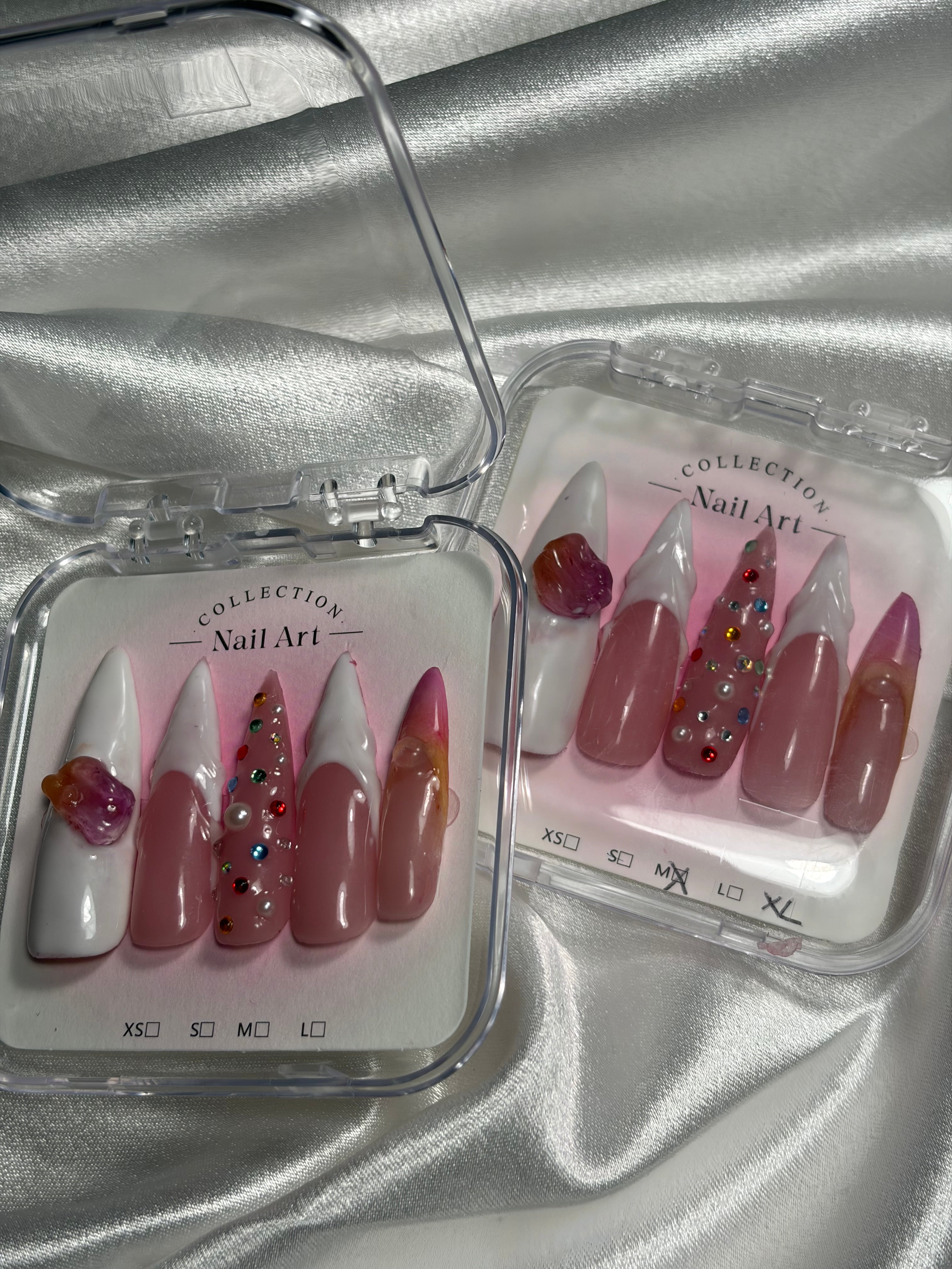 Rose Cristal – Faux Ongles Press-On Nude Rosé Effet Cristaux & Perles